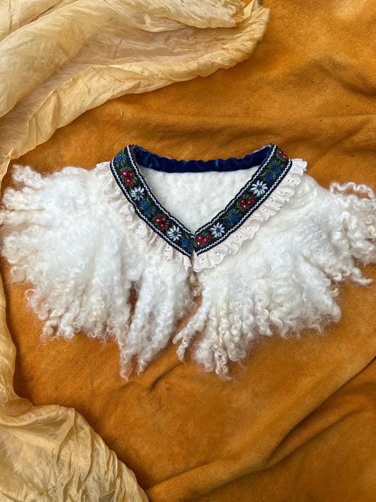 daisy collar